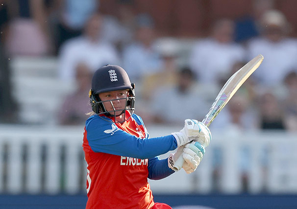 Danni Wyatt-Hodge Stars as England Reach Women’s T20 World Cup 2026 Semi-Finals