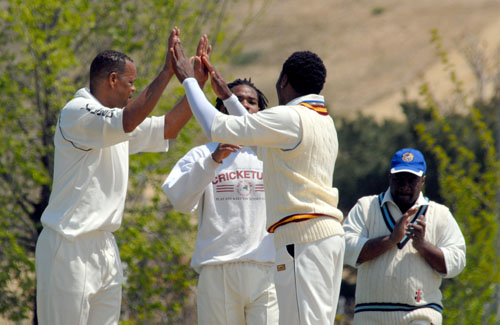 2008 Metropolitan Cricket League: Spice Island vs Villagers
