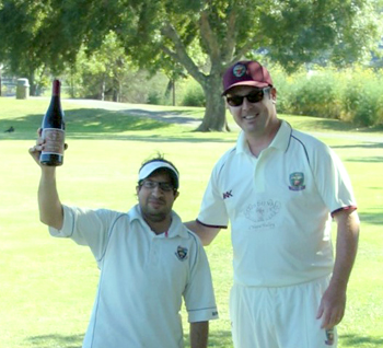 •NVCC Captain Rob Bolch (R) pictured presenting the Clos du Val Man of the Match award to Marin CC Socials Bilal for his not out innings.