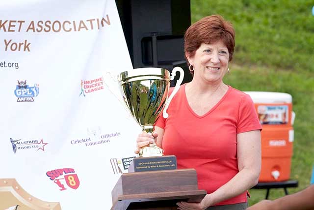 Mayor of Albany Kathy Sheehan posing with the championship cup.