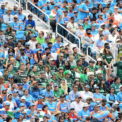 new york cricket fans